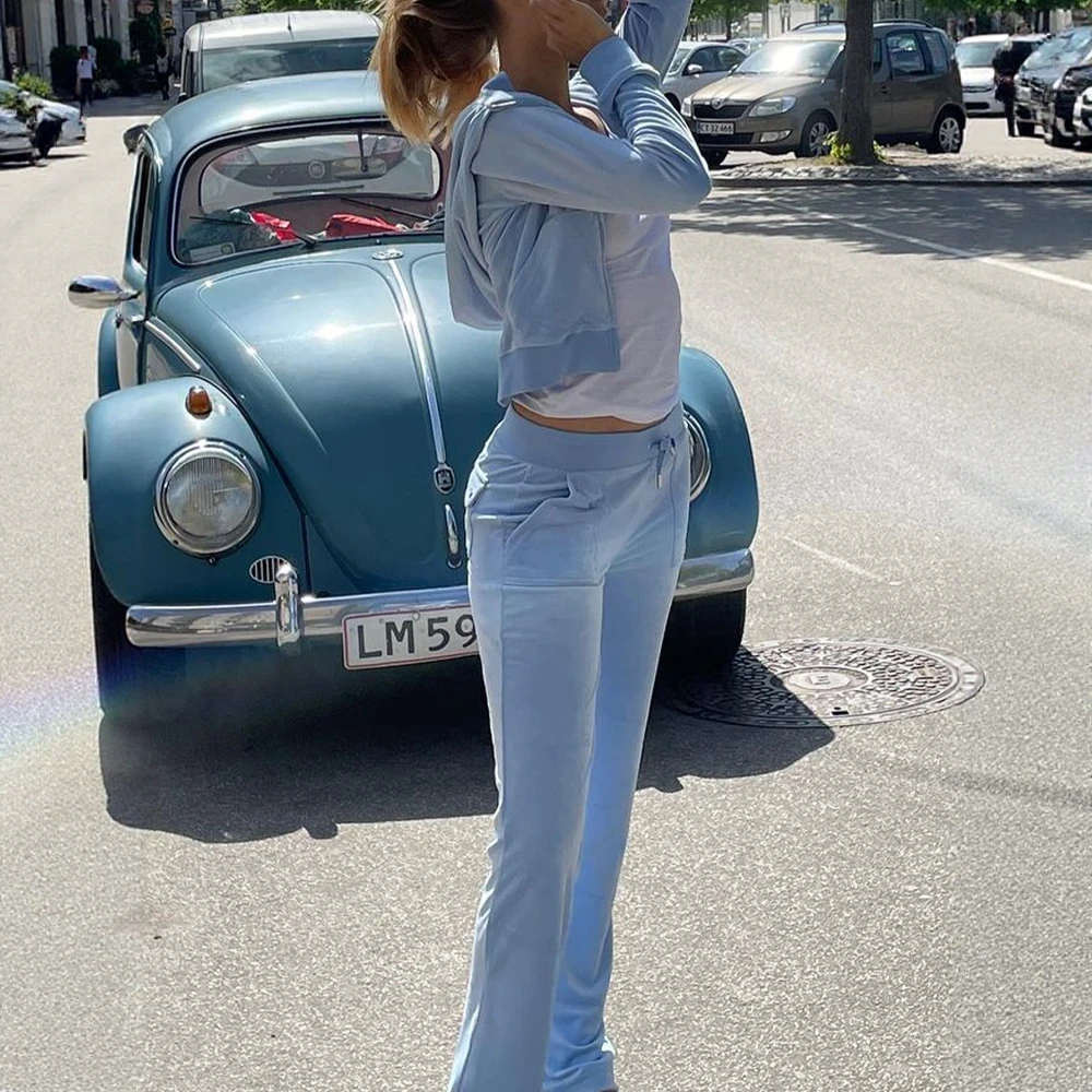 Set sportivo autunno inverno da donna, top con cappuccio a maniche lunghe e pantaloni dritti a vita alta alla caviglia, outfit basic quotidiano