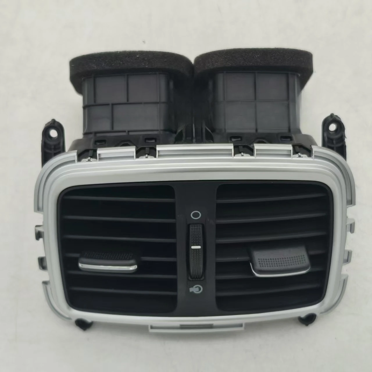 Suitable for rear out trend armrest box rear seat air conditioner out trend 97040 F8000