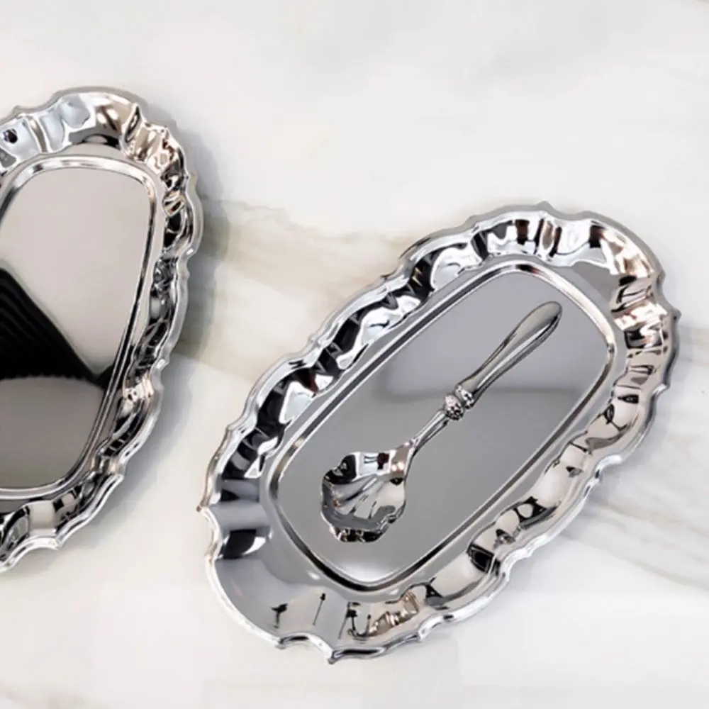 

Wavy Edge Vintage Display Tray Mirror Face Embossed Dessert Storage Plate Silver Decorative Serving Platter Household Use