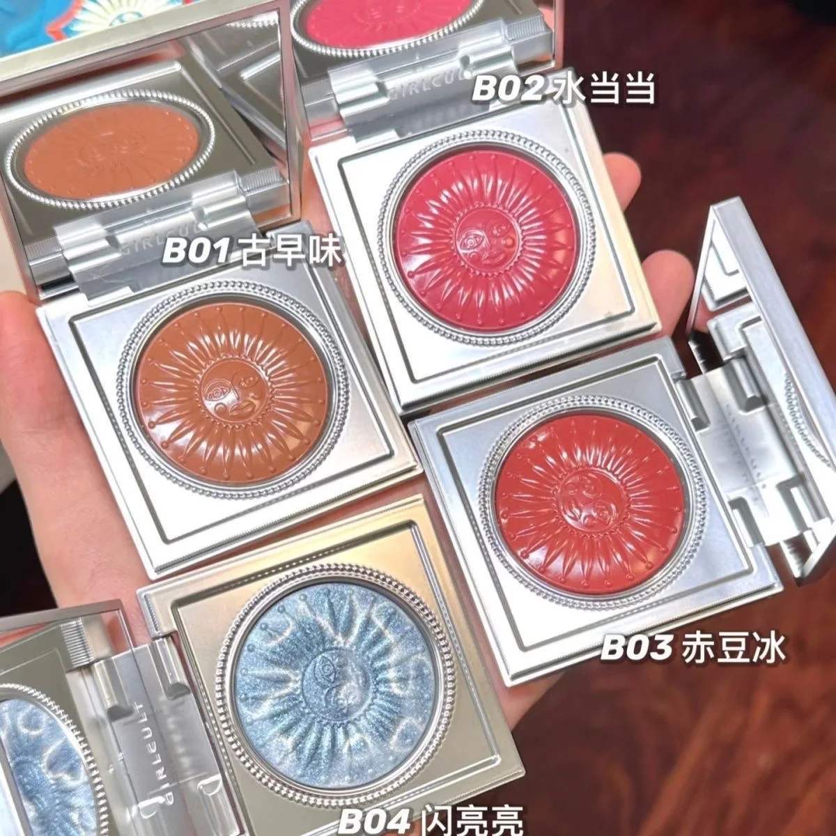 Girlcult Makeup Blush Cream Contour Leuke make-up Dierproefvrije poederblusher Gezicht voor een glanzende of matte afwerking Veganistische make-up