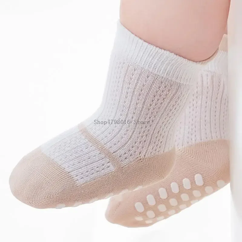 Breathable Baby Walking Socks for Infants, Short Floor Socks with Textured Bottom for Home Wear and Daily Use