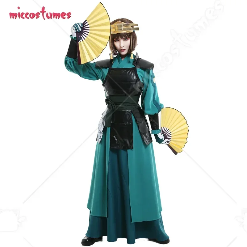 Miccostumes Women's Cosplay Costume Warrior Cosplay Outfit Suit with Handguard and Headwear