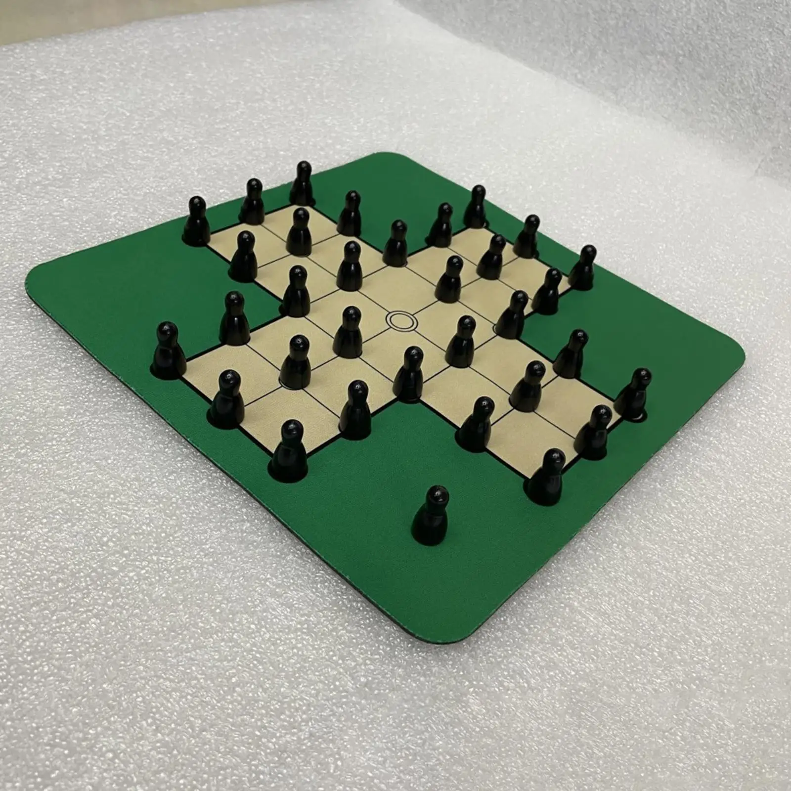 Solitaire Board Game Strategy Puzzle Board Classic Rubber Pad Table Game for Children and Adults Mini 24cm