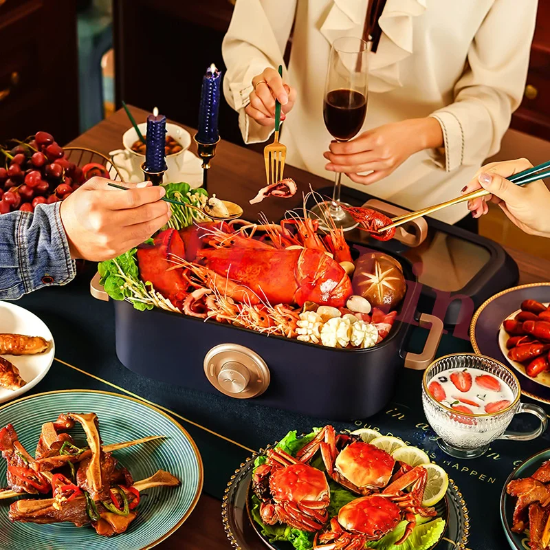 1500W 220V มัลติฟังก์ชั่ไฟฟ้านึ่งทอดต้มตุ๋นหม้อร้อน Teppanyaki ปิกนิกกระทะ Maker 7-8คน