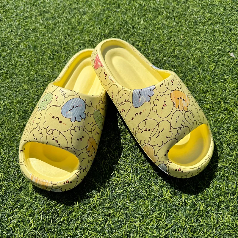 Zapatillas de nube de fondo suave para mujer, sandalias de playa para interiores y exteriores, chanclas antideslizantes de EVA para las cuatro estaciones, Verano