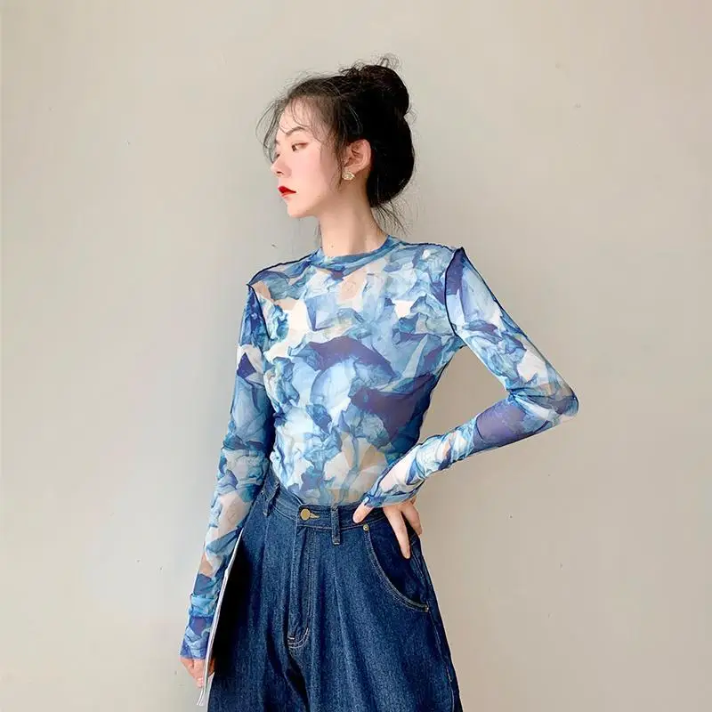 Small Niche Design Slim Fit Tie Dye Mesh Top Long Sleeved T-shirt Women\'s Thin Design Summer 2024 New Item