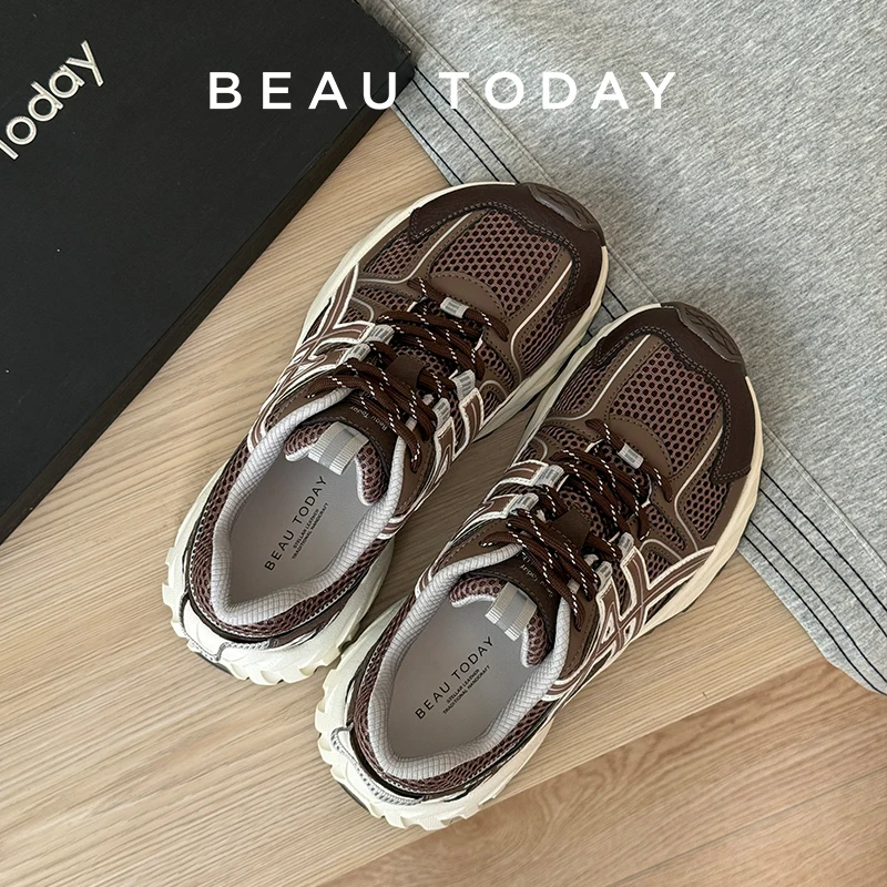 

BEAUTODAY Casual Sneakers Women Synthetic Leather Mesh Patchwork Lace-up Outdoor Ladies Hiking Shoes Handmade 29A57