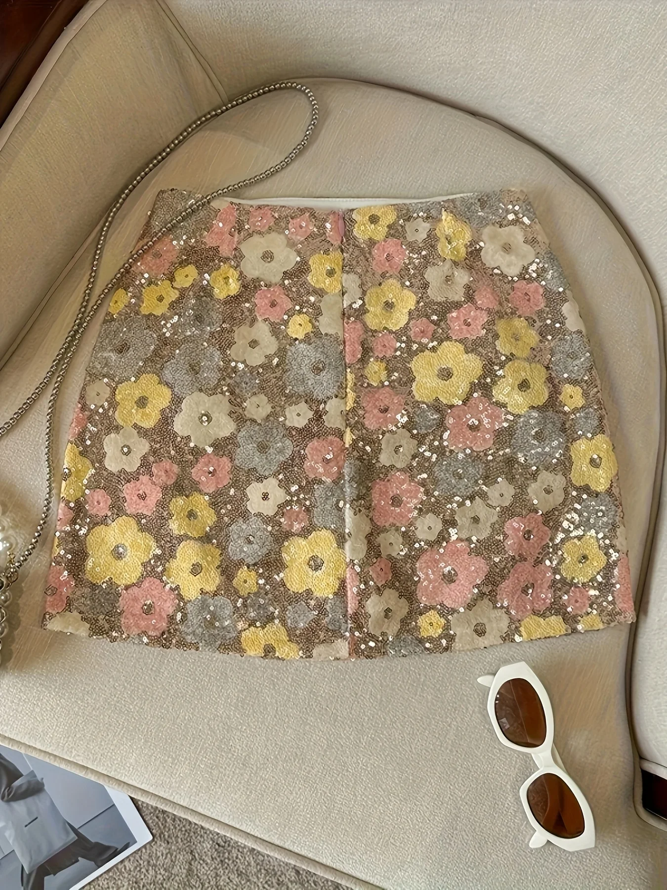 Spicy Style Heavy Industry Sequin Colorful Flower Short Skirt Women's Summer 2025 New Low-Waist Hip-Hugging A-Line Skirt