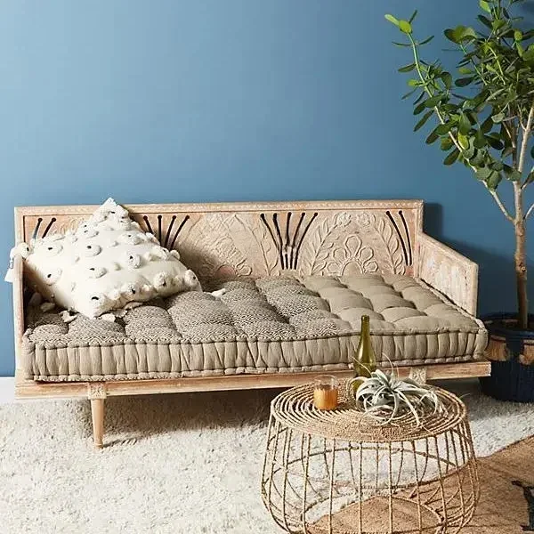 

French solid wood furniture antique carved weathered sofa, hand-carved and old three-person sofa Y
