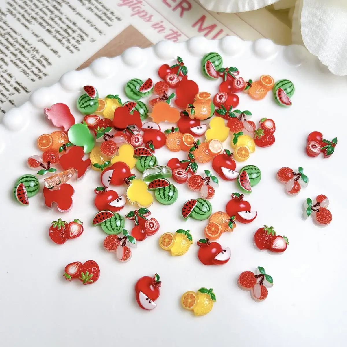 Zufällig gemischte Simulation Mini Obst Serie Nail Art Dekoration 3D Harz Kawaii Zitrone Kirsche Apfel Nagel Charms für DIY Handwerk