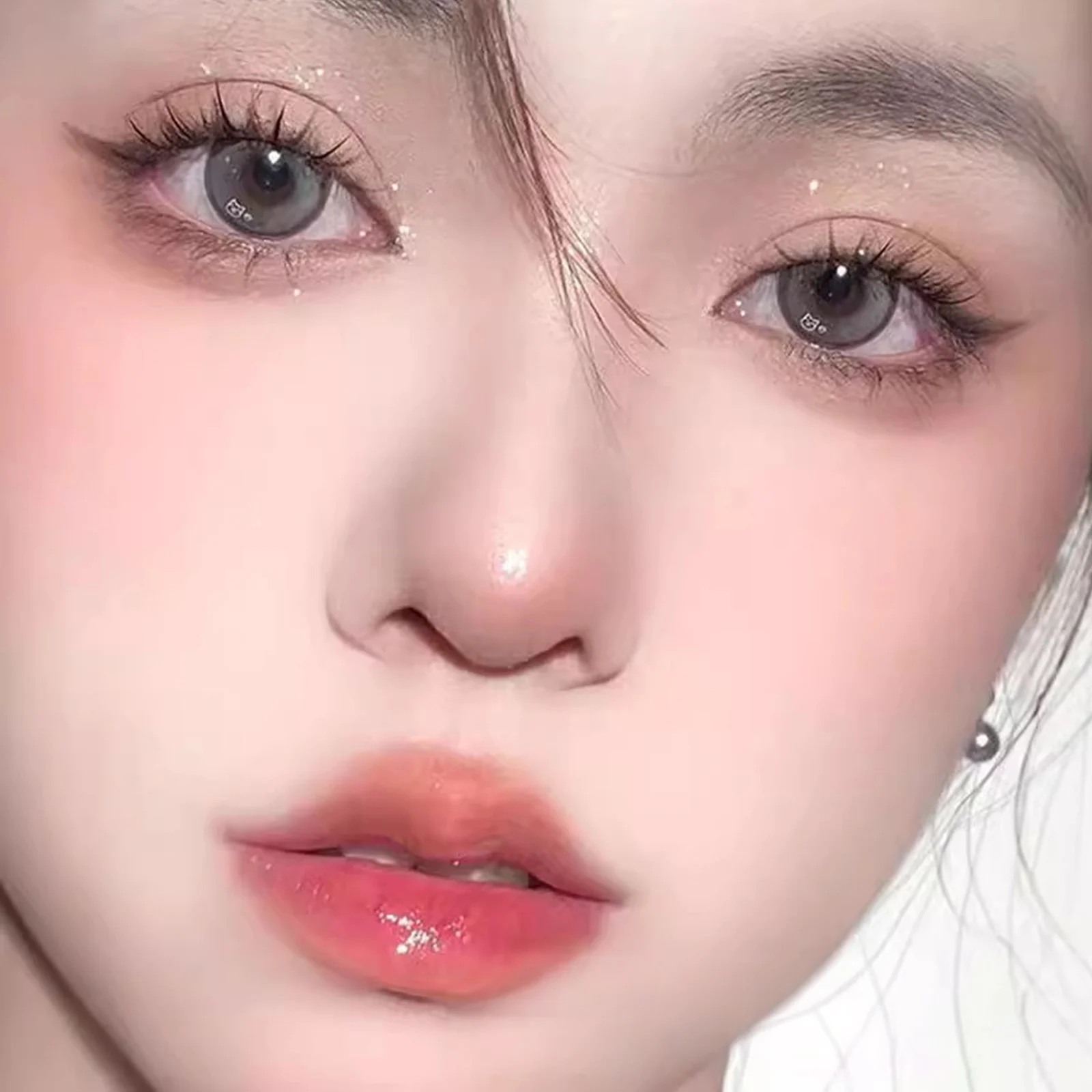 Aシェイプフェアリーラッシュフルストリップつけまつげ、超薄型透明バンド付き、ナチュラルなエアリールック、デイリーコスプレメイク用