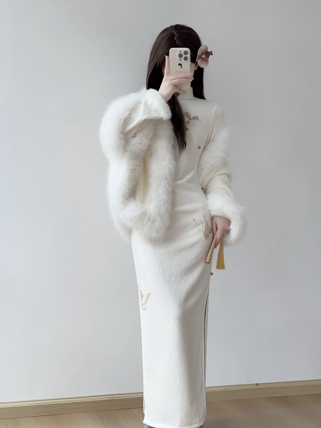 

Новое поступление: Женское длинное пальто-ципао Ting Yue Ling Young Sle с флисовой подкладкой для осени и зимы