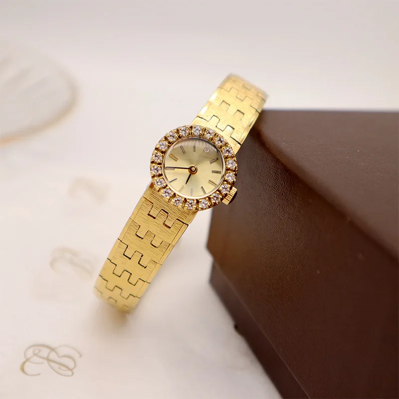Popular Original Retro Exquisite Bark Pattern round Diamond Women's Quartz Small Golden Watch