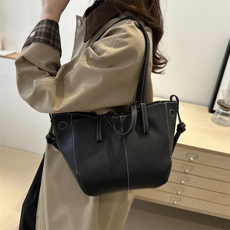 

2025 new women's lychee patterned tote bag with high-end texture and large capacity casual commuting shoulder crossbody bag