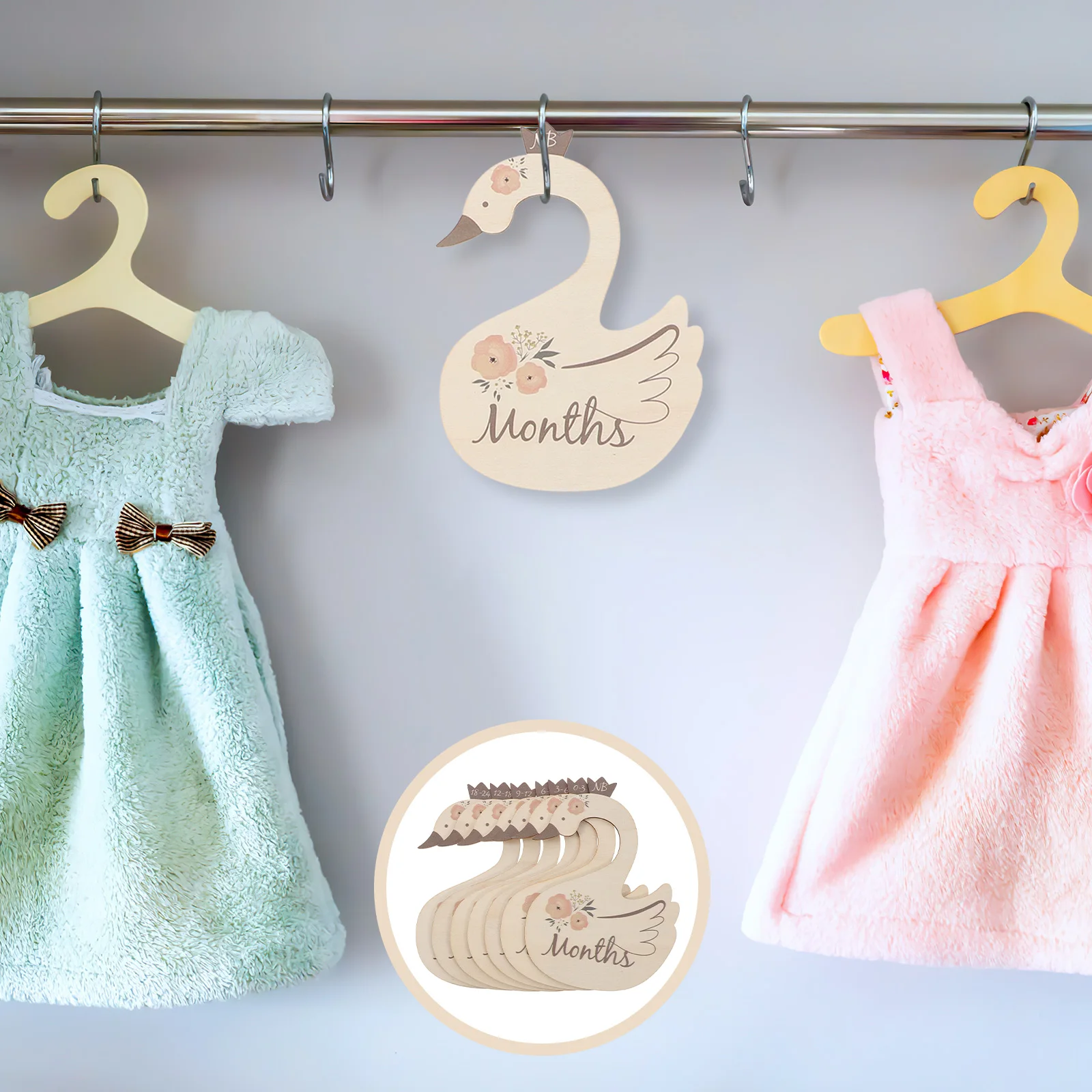 

7pcs Swan Shape Hangers Wooden Dividers for Baby Clothes Size Closet ganizer Wardrobe Separator Month Marks Gifts Kids DIY