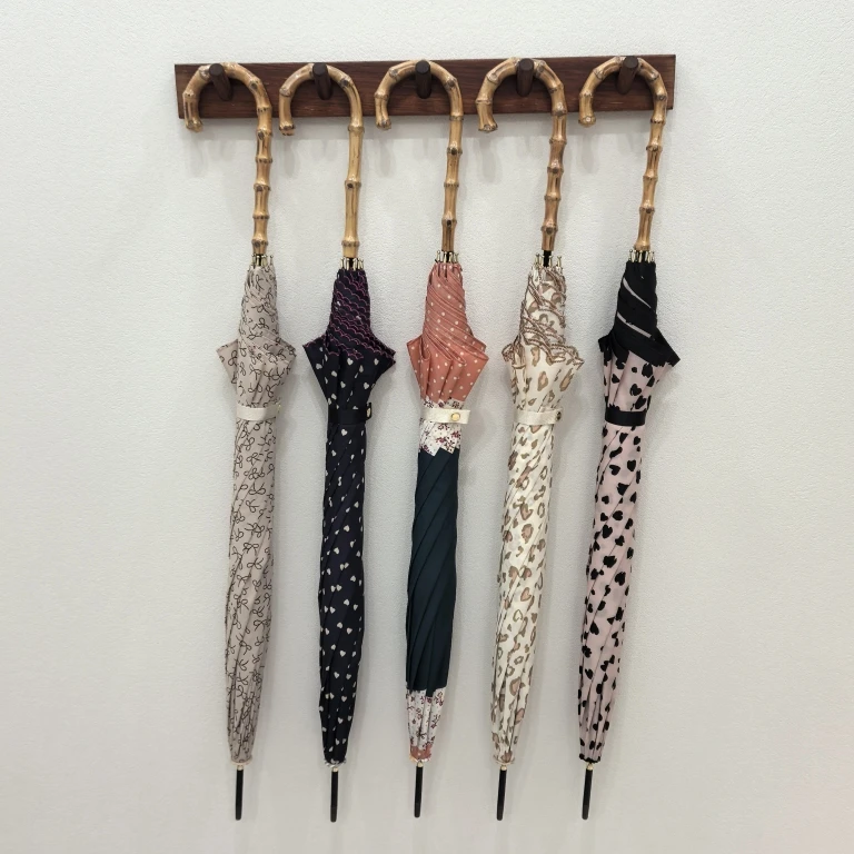 

Легкий портативный ветрозащитный зонт с бамбуковой ручкой и длинной ручкой для взрослых и студентов с леопардовым принтом и узором в виде сердца