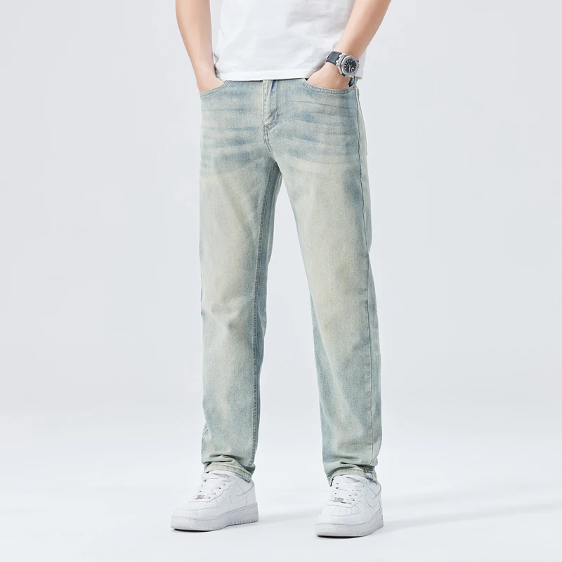 

Vintage Loose Straight Leg Jeans for Men with Retro and Fashionable Style