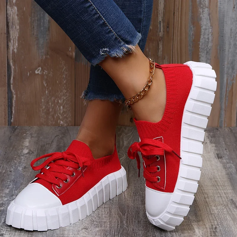 Zapatos de tablero informales con suela gruesa de malla para mujer, calzado con cordones de Color sólido, moda Popular, primavera, verano y otoño, novedad de 2024