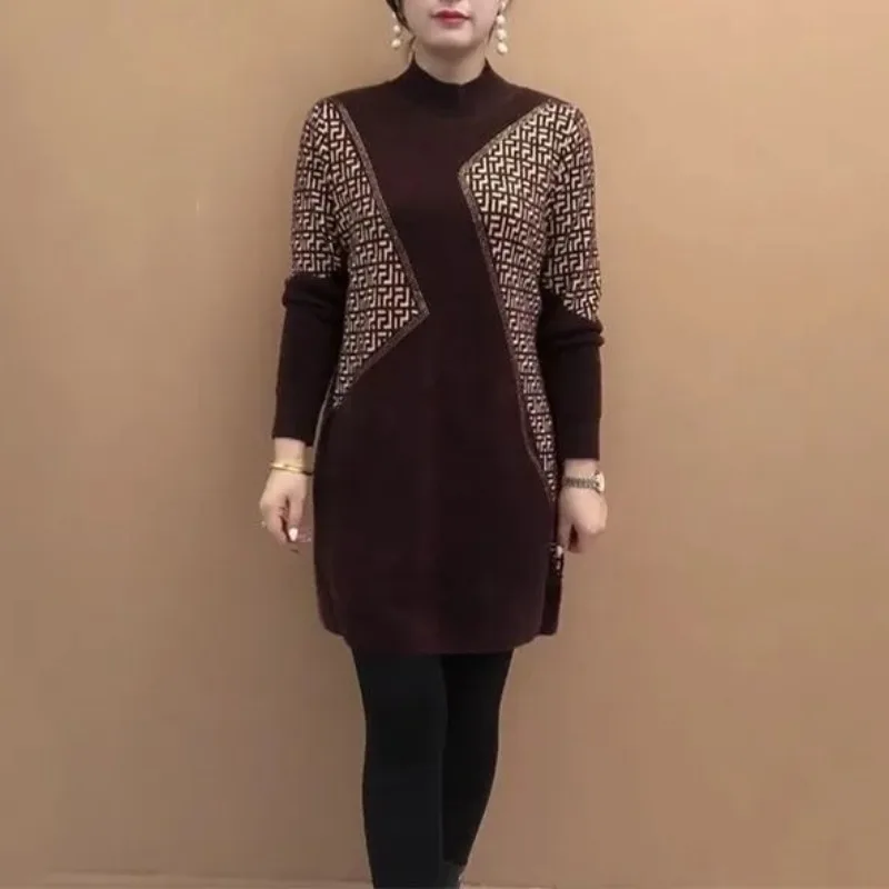 Autunno e inverno donna impiombata mezzo collo alto Pullover manica lunga sottile stampa catena Midi moda Casual pendolare vestito