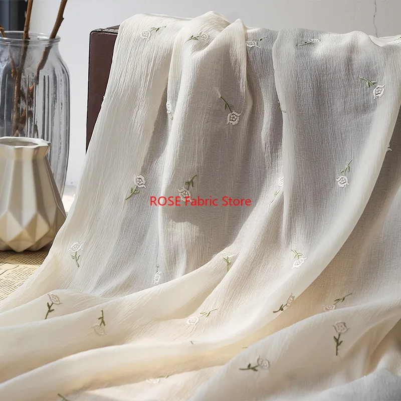 

1 метр весна-лето шелковый креп тонкая вышитая шифоновая ткань 3D маленькая цветочная ткань для платья во французском стиле