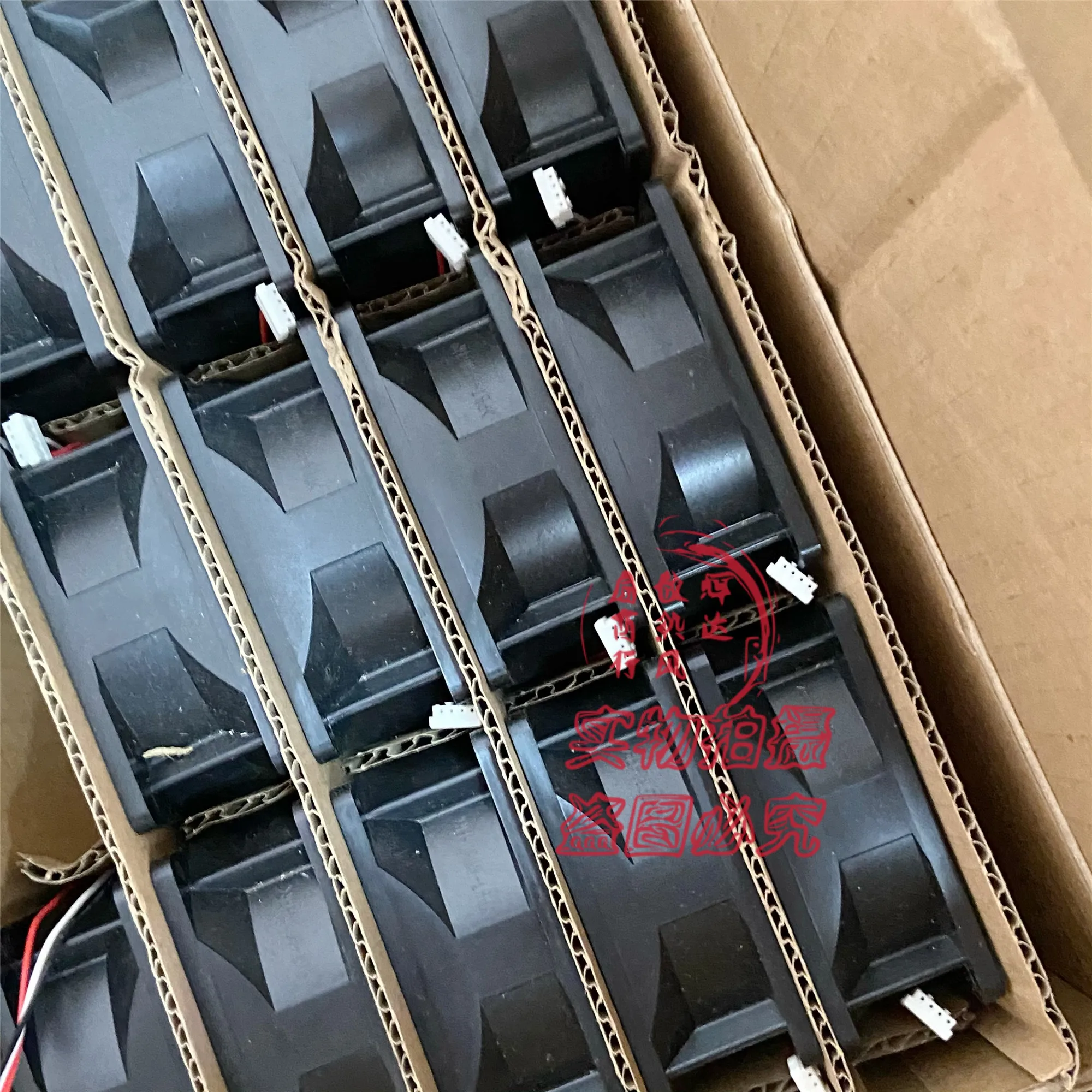 NMB 3112KL-05W-B69 E00 DC 24V 0.28A 80x80x32mm 3-Wire Cooling Fan