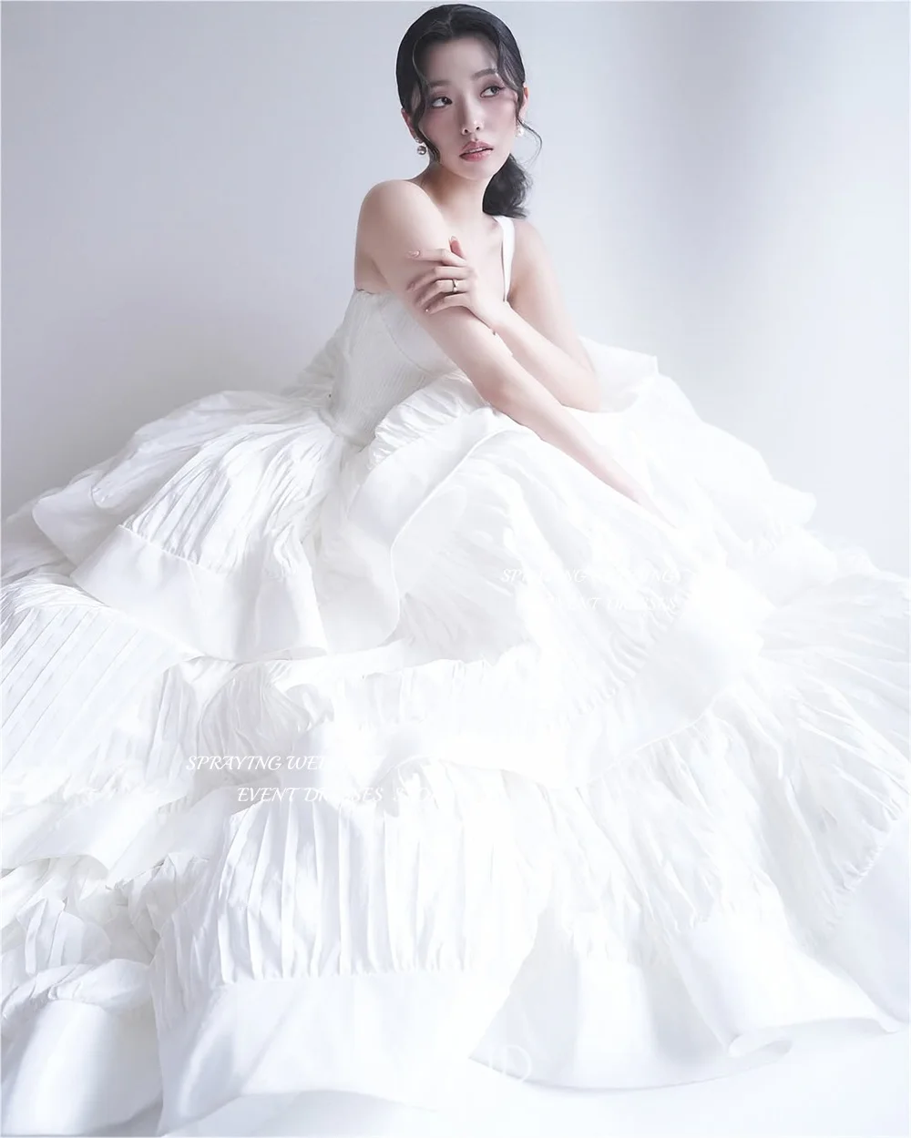 SPRAYING Elfenbeinfarbenes Taft-Hochzeitskleid, Korea-Fotoshooting, quadratischer Kragen, Riemen, lange, abgestufte Brautkleider, Korsett, maßgeschneidert,  soi