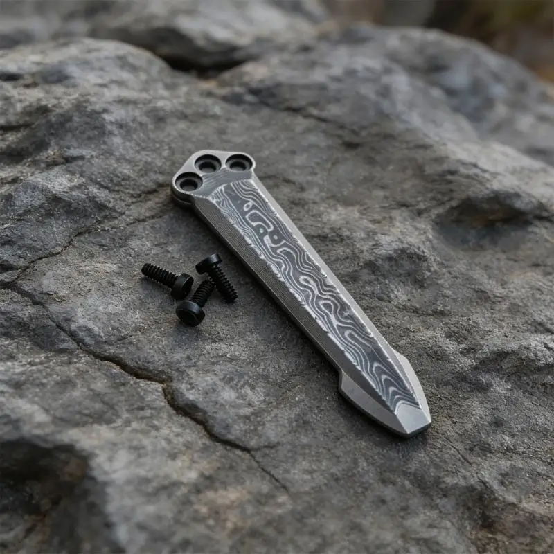 

Damascus Steel Pocket Clip With Unique Waved Pattern Compatible for Multiple Bran Cutter Every Day Carry Cutter Addition M4YD