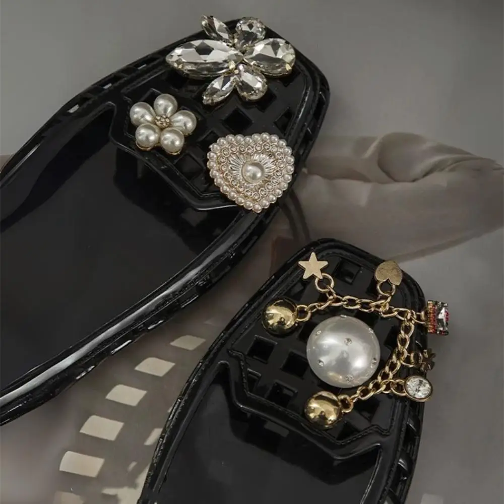 

DIY Hole Shoe Accessories Detachable Pearl Flower Shoe Decorations Shiny Crystal Shoes Charm Buckles Sports Sandals Shoe Flower