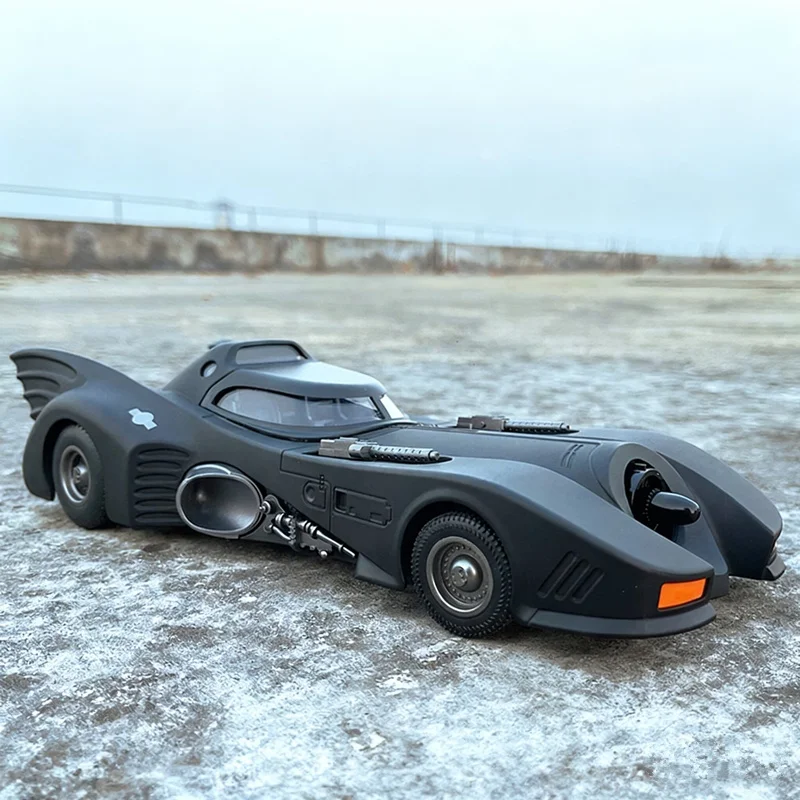 

1/32 Классический фильм Автомобиль Бэтмобиль Летучая Мышь Сплав Спортивный Автомобиль Модель Литой Под давлением Металлическая Игрушка Концепция Гоночного Автомобиля Звук и Свет Детский Подарок
