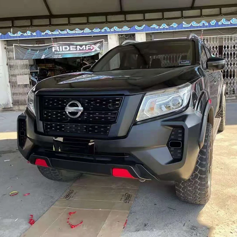 Przedni zderzak samochodowy Grille Facelift Bodykit Body Kit dla 2016 + Nissan Navara Np300 Upgrade zmień na Navara 2021