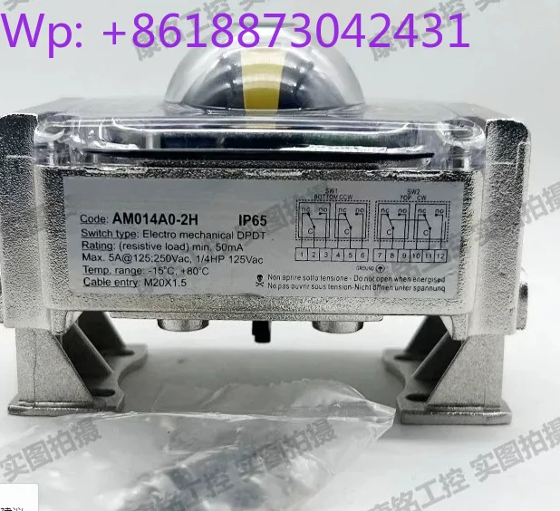 Original Italy SOLDO limit switch RF switch AM014A0-2H  Brand new 1PCS