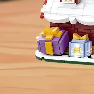 Christmas Gifts Xmas Tree House Building Blocks Santa Claus Children Figurines Assembly Toy Micro Bricks Toys for New Year Party