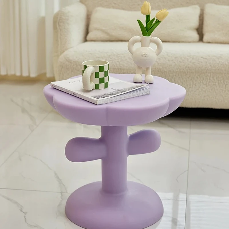 

Модный цветочный столик-кремовый приставной столик, креативный декор для гостиной, компактный акцентный столик, современная мебель для дома