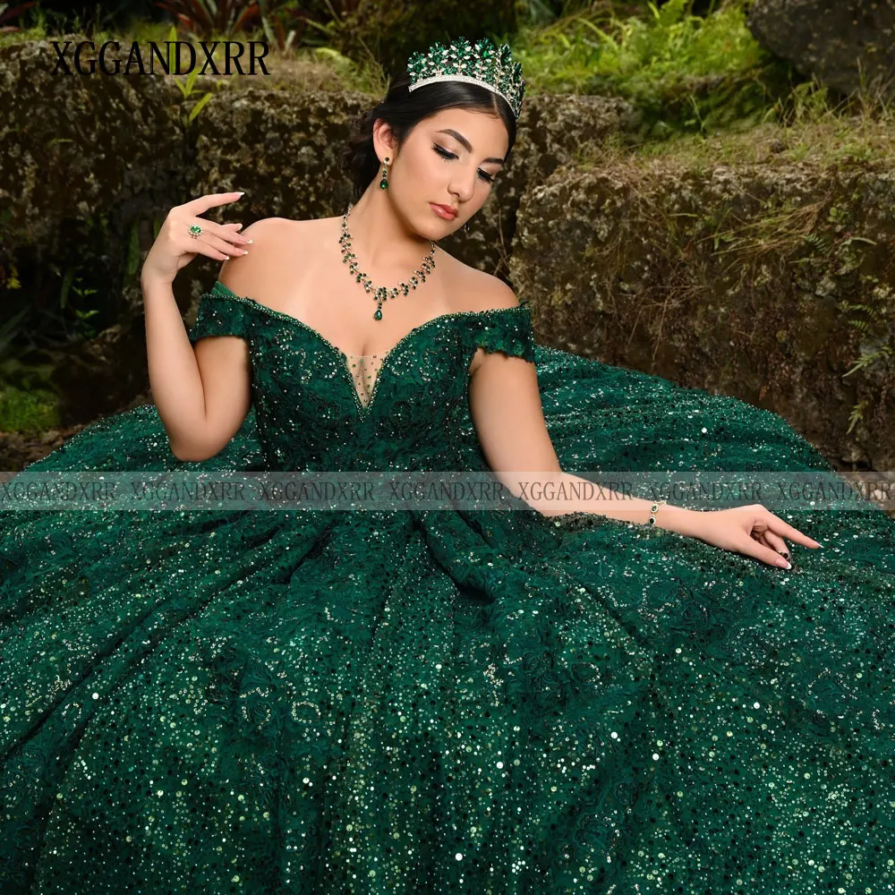 カスタマイズされたダークグリーンのキンセアニェーラドレス2026キラキラ生地のボールガウンスイート16ベスティドス・デ・15アニョス女の子の誕生日パーティードレス