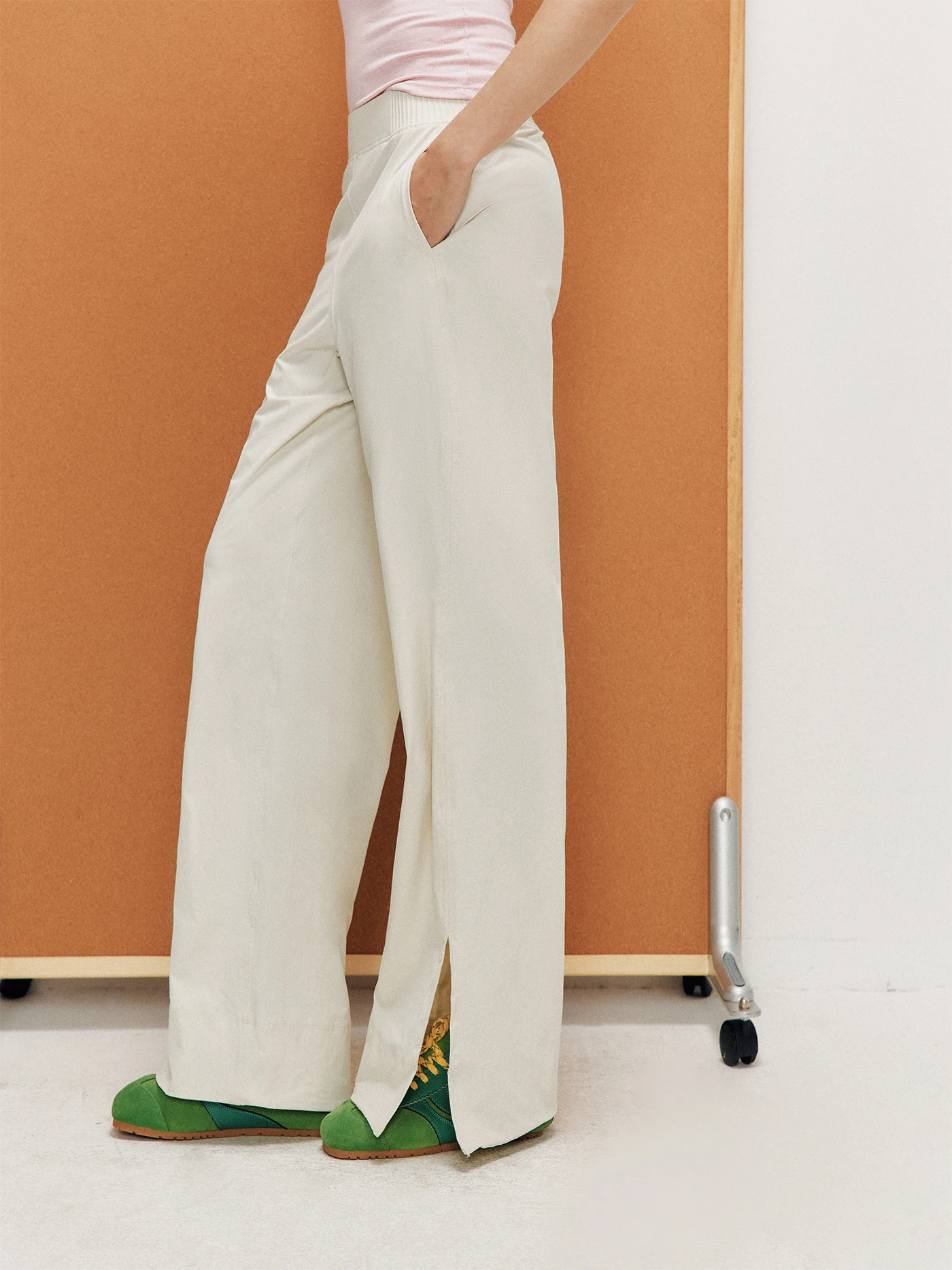 Cool Quick Dry Anti-Wrinkle Casual Pants Lightweight Dry Breathable Elastic Waist Slit Straight Leg Long Pants for Women