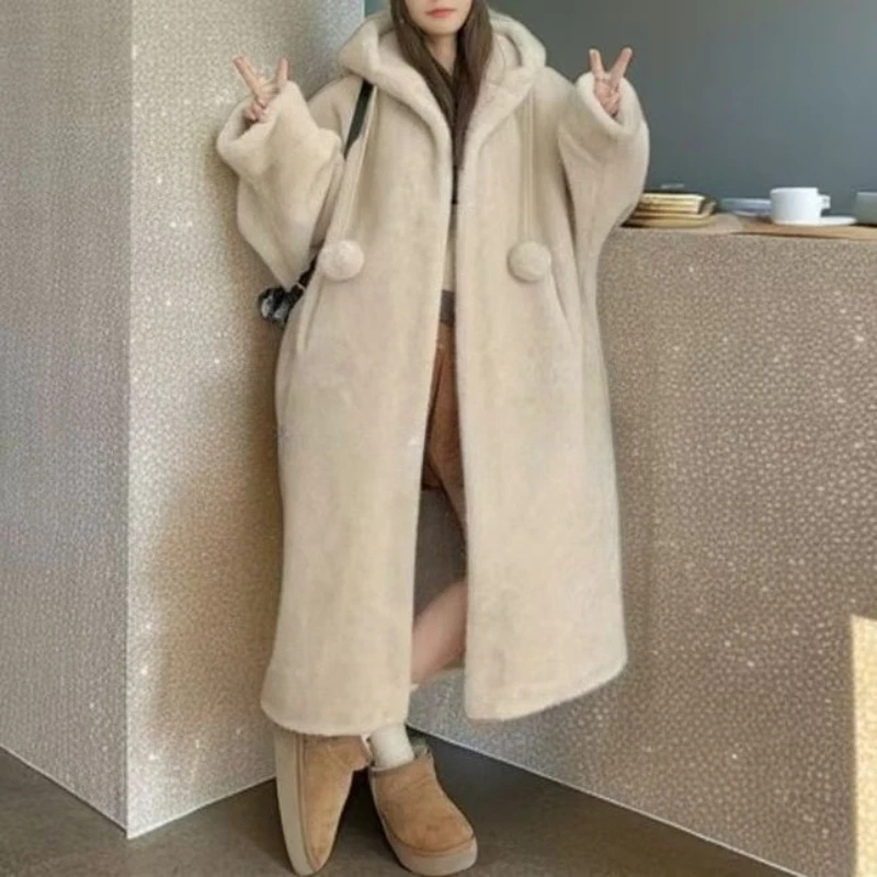 Winter namaakbont lange trenchcoat warme nieuwe dames capuchon lange lijn faux nertsen bont gevoerde jas dikker pluche bontjassen pluizig