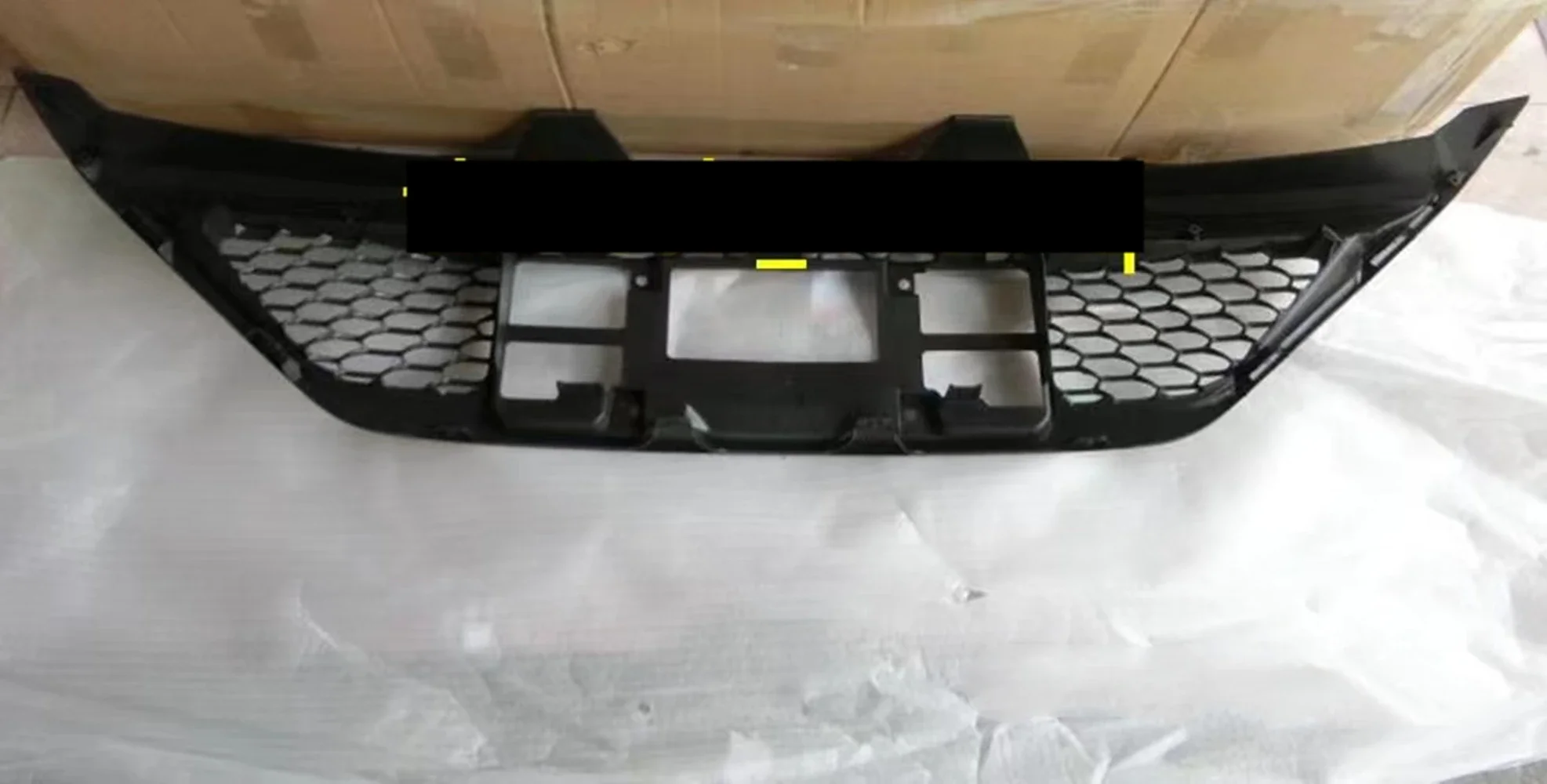 

For Toyota Reiz 2013-14 Front bumper down grill radiator grille License plate frame car accessories accesorios para