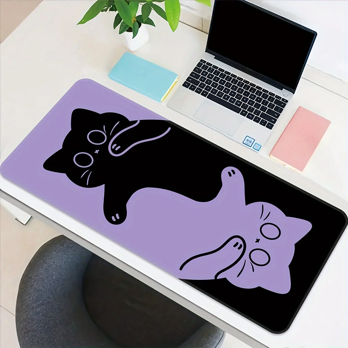 Large Purple and Black Cats Gaming Mouse Pad HD Anti-Slip Rubber Washable XXL 90x40 Laptop Desk Mat for Computer E-sports Office