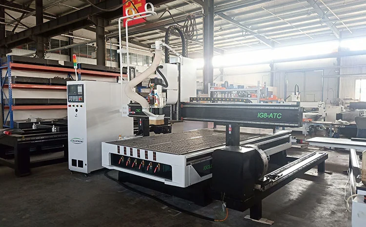 Changer Auto Tool Atc 1325 Cnc Router 4 Axis 3D Máquina de escultura em madeira com rotativo