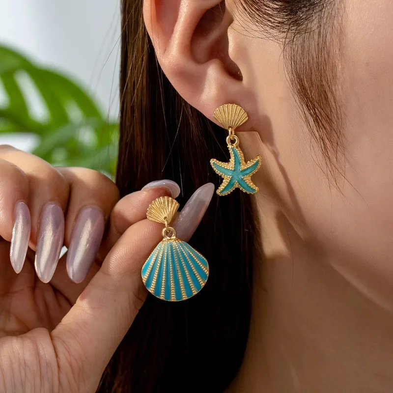 Anting-anting untuk wanita bintang laut Shell asimetris geometris logam telinga aksesoris liburan hadiah pesta Fashion perhiasan AE169