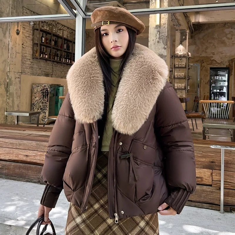 

2025 Streetwear Short Parkas Women's Big Fur Collar Down Cotton-padded Jacket Winter Outerwear Fashion Lady Thicken Loose Coats