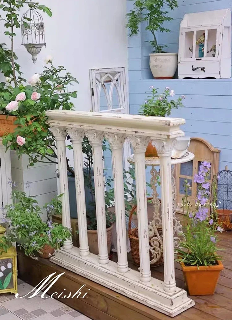B European solid wood exquisite carved Roman column railing grocery gardening garden courtyard balcony retro partition