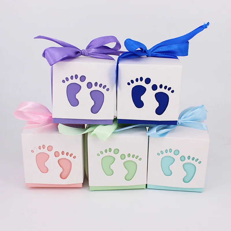 10Pcs/Pack Baby Shower Gift Box Pink Blue Baby Carriage Hollow Out Paper Candy Box Baby Shower Favors Party Decor with Ribbon