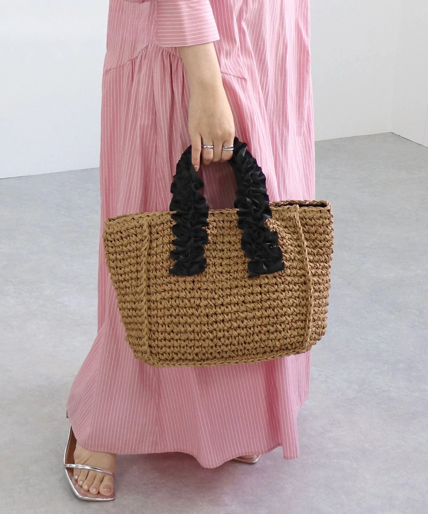 

2025 New Japanese Style Casual Handbags for Women Woven Flower Pleated Handle Portable Tote Thick Popular Versatile Hand Bags