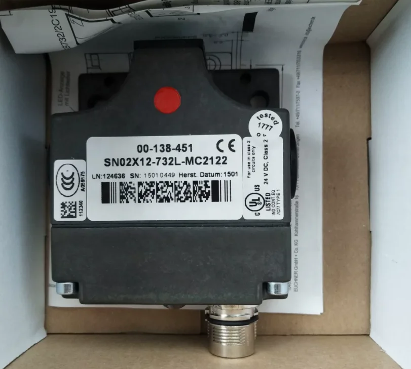 SN02X12-732L-MC2459  SN02X12-732L-MC2122 Original New Safety Switch Have Stock