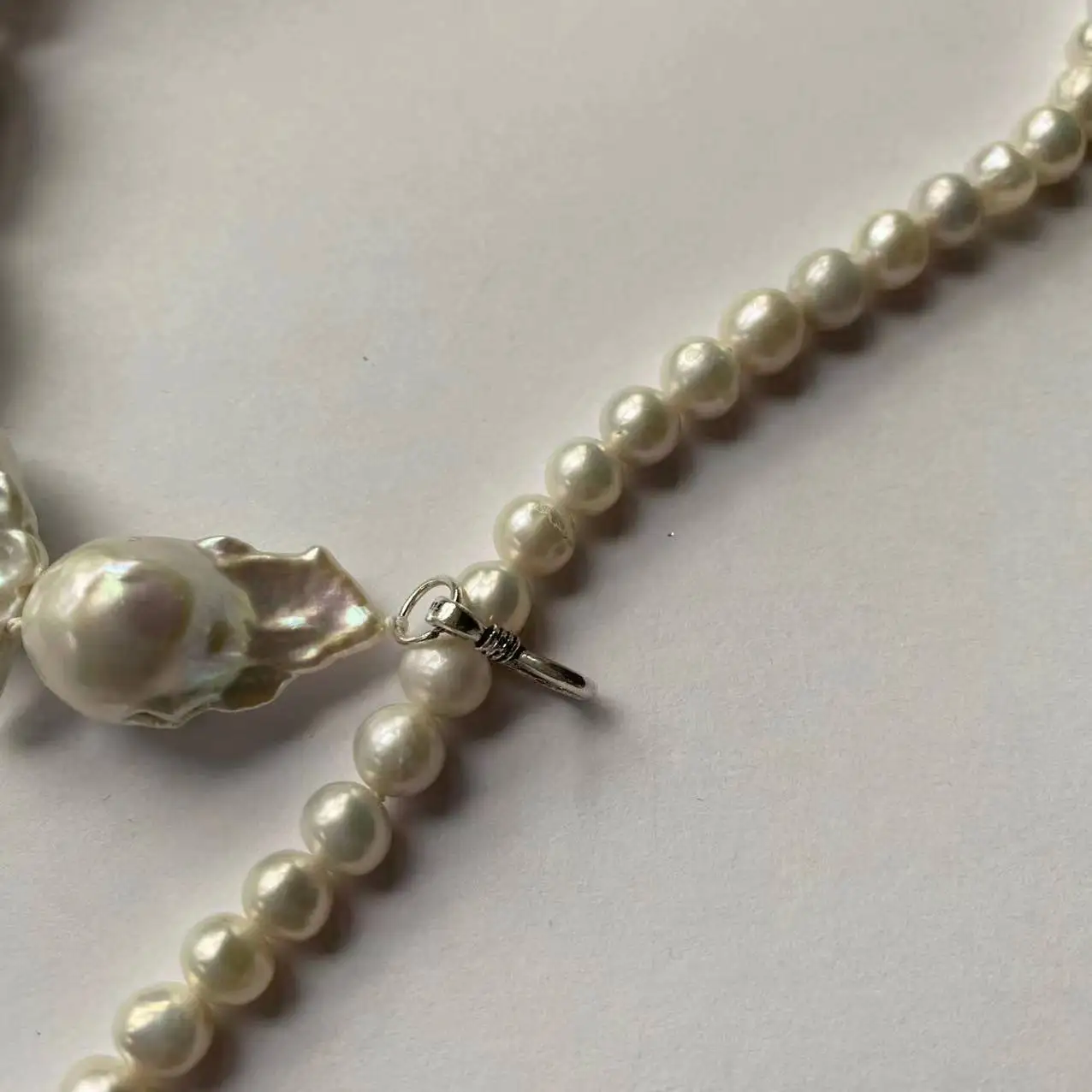 Natural Baroque freshwater pearl micro-flaws wear adjustable necklace neck chain sweater chain 70cm versatile noble woman