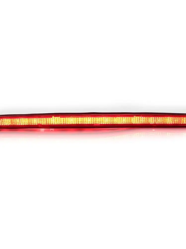luce-di-stop-posteriore-super-luminosa-lampada-di-sicurezza-per-auto-montata-in-alto-sul-paraurti