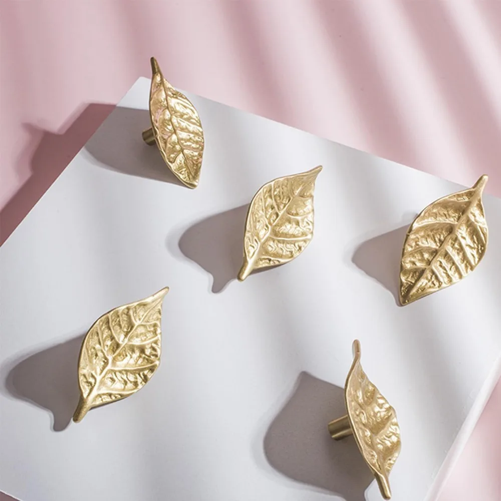 ลูกบิดใบทองเหลือง, ลิ้นชักดึงด้วยใบไม้สไตล์วินเทจ Dresser จับตู้ครัวจับโต๊ะเครื่องแป้งตู้ครัว