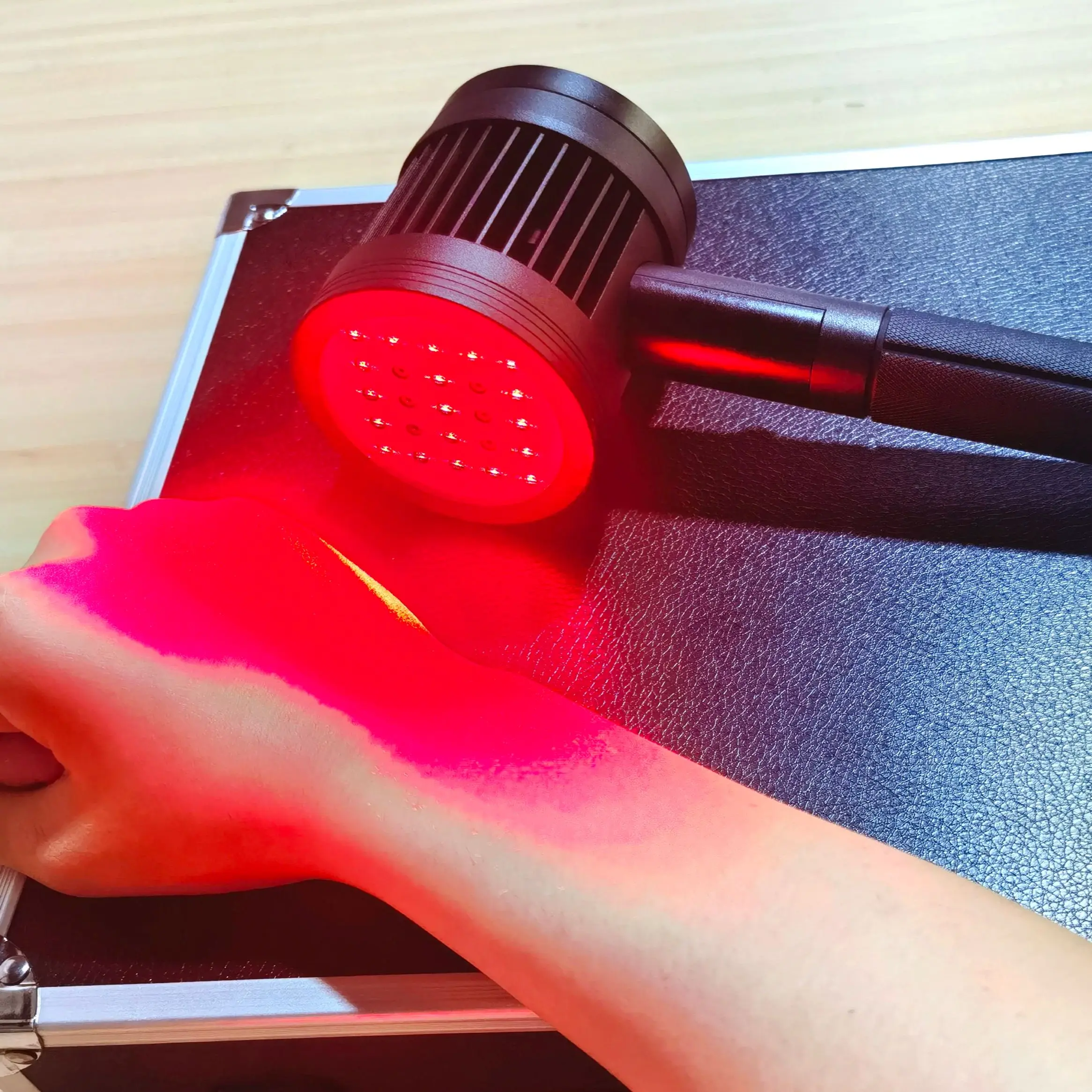 

COZING Холодное лазерное устройство для домашних животных и людей для облегчения боли в мышцах, артрита колена, ремонт глубоких тканей, здравоохранение