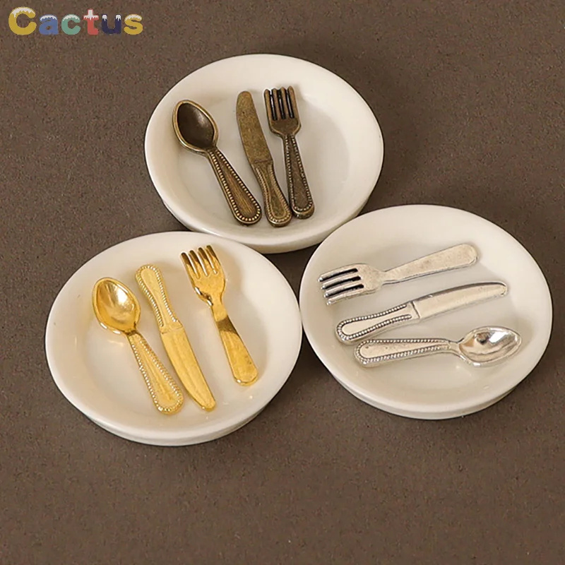 4Pcs 1:12 Dollhouse Plate Knife Fork Spoon Set Mini Tableware Dolls House Accessories Kitchen Decoration Play Toys